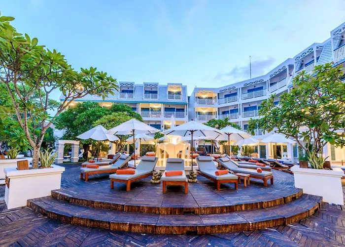 Andaman Seaview Hotel - Karon Beach