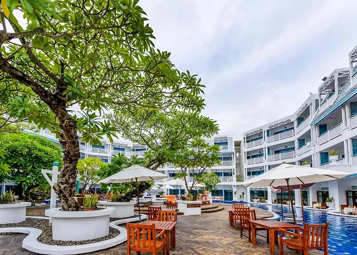 Andaman Seaview Hotel - Karon Beach